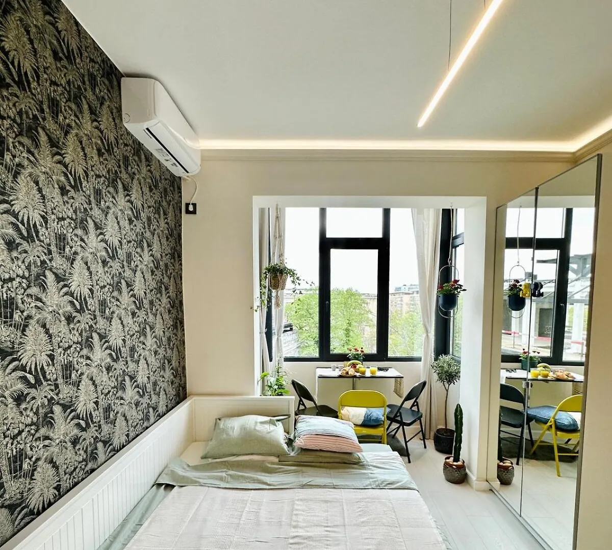 Harmony Studio With Ateneu View Bukarest