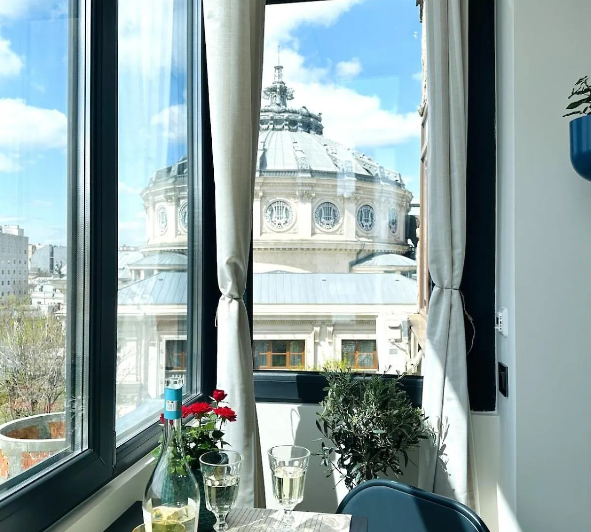 Harmony Studio With Ateneu View Bukarest