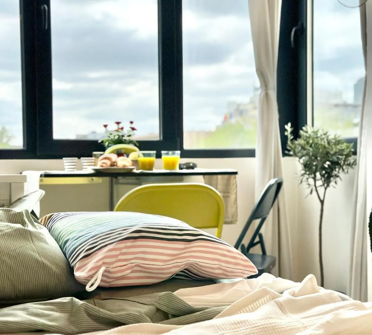 Harmony Studio With Ateneu View Bukarest Apartment